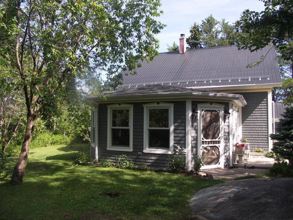 Bed and Breakfast Vieille École du Rang 3 Saint-Henri-de-Taillon Exterior foto